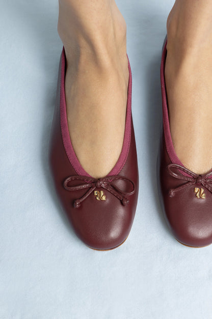 Pavlova Ballet Flat In Burgundy Leather - Larroude