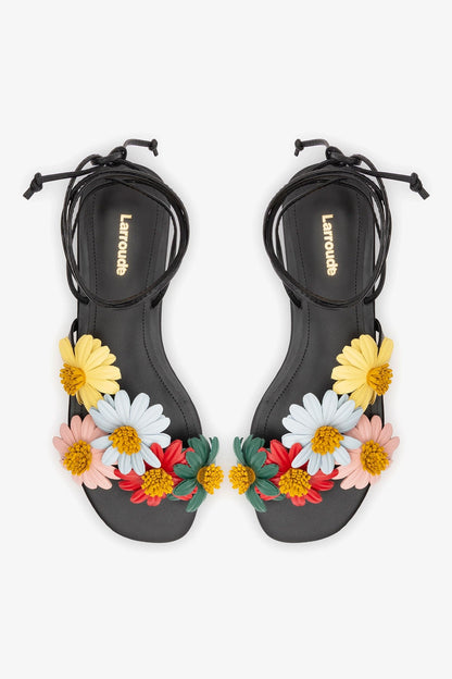 Fiore Flat Sandal Black Leather - Larroude