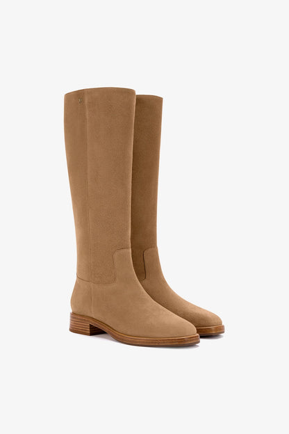 Anne Boot In Peanut Suede - Larroude