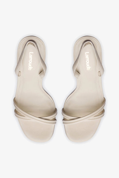 Annie Sandal In Ivory Leather - Larroude